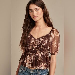 LUCKY BRAND. NWT. Large size.Mesh date night top.